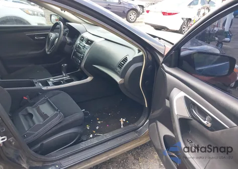 2013 Nissan Altima 2.5 S z USA, uszkodzony, nr VIN 1N4AL3AP2DC123186